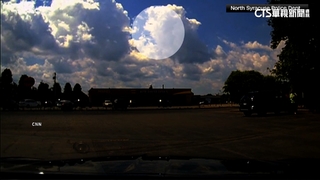 紐約州2客機差點相撞　驚險畫面全被拍下