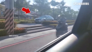馬路還不夠你開？　汽車闖人行道　　警：最高罰1800