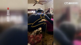 旗山土石流沖屋！　夫抱中風妻遭掩埋亡　婦下身卡泥濘