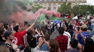 奧運開幕前夕　300名反奧運人士示威