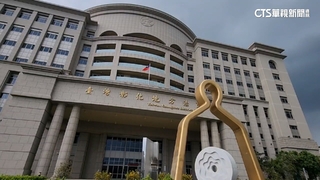 涉猥褻.性侵8國中少女　彰化狼師一審判23年4月