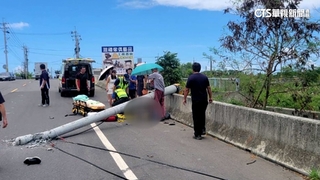 嘉義曳引車扯斷電桿　36歲國小師路過遭砸不治