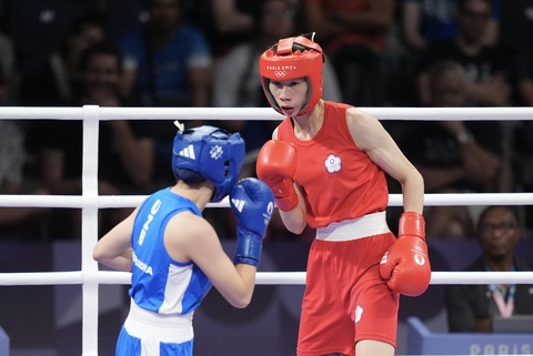 林郁婷16強賽遭烏茲別克選手壓頭　網轟沒水準