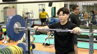陳玟卉舉重總和236公斤　以第6作收.無緣獎牌