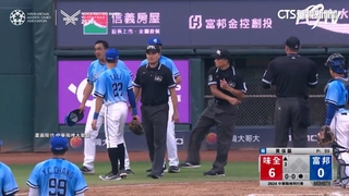 龍隊安打改判滿貫砲　陳金鋒抗議遭驅逐出場
