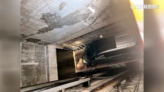 機械車位故障成大怒神　連人帶車墜至地下二樓