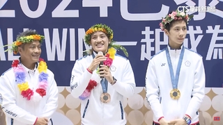 「吳琴戰隊」摘銅返台　忙寵粉開心簽名合影