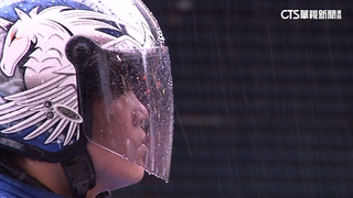 午後雷雨又濕又悶熱！　國內皮膚病患激增三成