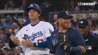 盜壘被識破！　大谷「神閃躲」安全回壘滿臉驚恐