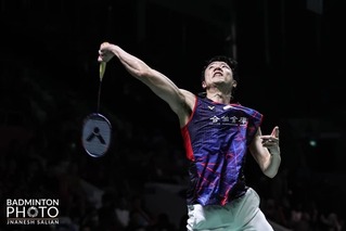 王子維拍落世錦賽金牌駱建佑　直落二闖男單16強