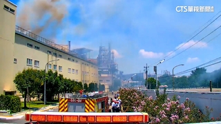 疑熱媒油燃燒　台塑嘉義新港廠冒火　1人不適送醫