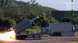 國軍精準飛彈射擊　雄三反艦飛彈命中靶船