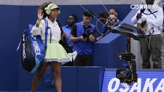 「小蠻牛」美網次輪遭淘汰　大坂直美「大蝴蝶結」球衣超吸睛