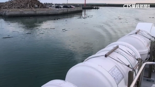 全是漂流木！鹽琉線交通船受阻　影響航道安全