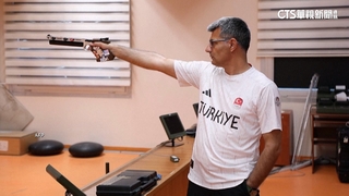 土國奧運射擊選手暴紅　「手插口袋」招牌姿勢註冊商標