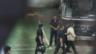 柯文哲上銬登囚車　北檢加開一人專車直送北所