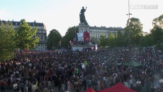 法11萬人抗議總統「開民主倒車」　誓讓新政府下台