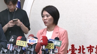 陳佩琪保險箱放百萬現金、金飾「未申報」　簡舒培酸：柯文哲不是號稱公開透明嗎？