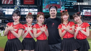 「響尾蛇」主場秀台式應援　李多慧率小龍女登大聯盟