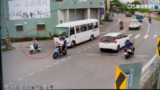 台中傳死亡車禍！　校車追撞電動車　74歲女騎士亡