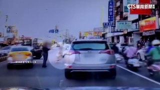 女子搭小黃跳車衝車陣害交通癱瘓　社維法開罰