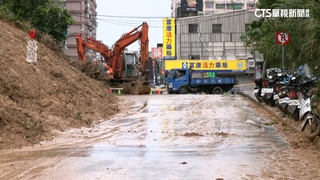 基隆淹水慘！　中山區民宅　土石流從2樓倒灌入屋