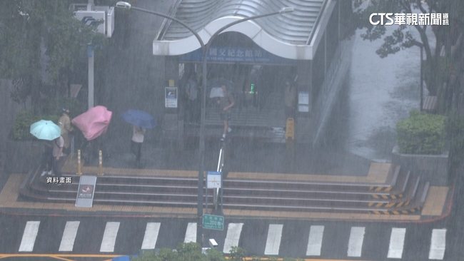 北台稍轉涼！東北季風增強　桃園以北、宜蘭留意「豪大雨」 | 華視新聞