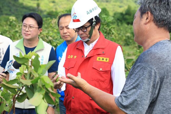 高雄受颱風重創 農損預估破億　陳其邁：已向中央爭取全品項現金救助 | 華視新聞