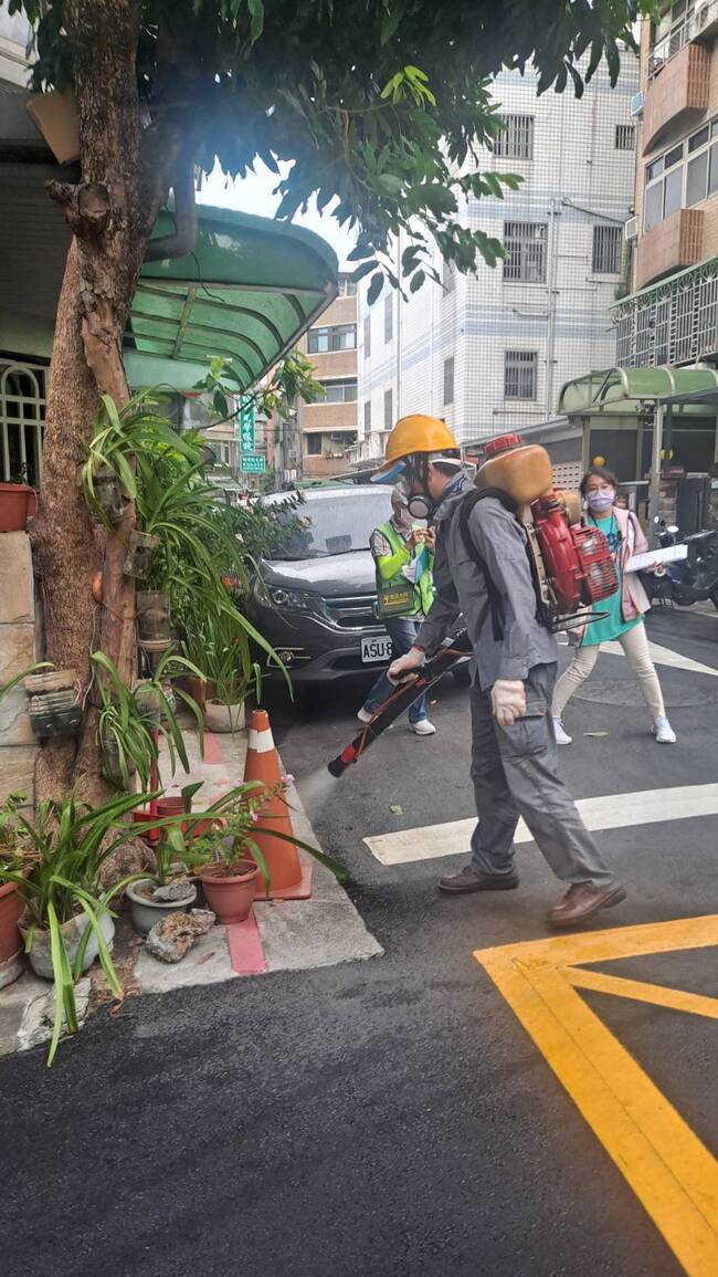 北市新增1例登革熱　大同區20歲男曾至新北高風險場域活動 | 華視新聞