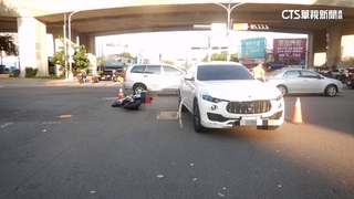 酒駕闖紅燈！　瑪莎拉蒂撞重機　騎士擦傷.腳骨折