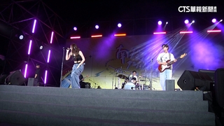 南投茶博「尬電之夜」　上萬人擠爆中興新村