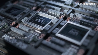 輝達晶片「Blackwell」夯　未來1年貨已被訂光