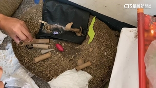 3高中生疑客廳抽菸　菸灰引燃炮竹1人右手被炸斷
