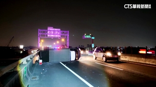 台88貨車遭追撞影片曝　「車斗載3人」1男墜橋亡