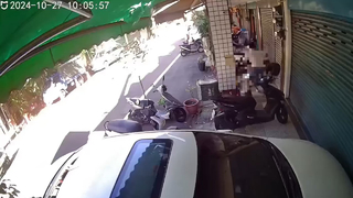 桃園女童遭當街強拉控制  尖叫求救27秒畫面曝 警方出手了