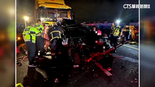 國3香山段聯結車.油罐車6車連環撞　2死7傷