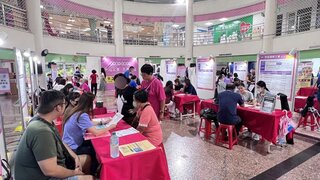 台中11月徵才釋逾1900職缺　貨車宅配司機薪資上看8萬5