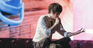 五月天公益演唱會「4場全延期」 阿信道歉並喊：一定會再回去