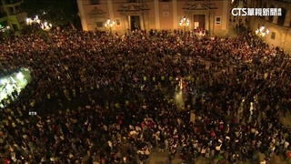 西國洪災奪逾200人命！　13萬人上街轟政府救災不力