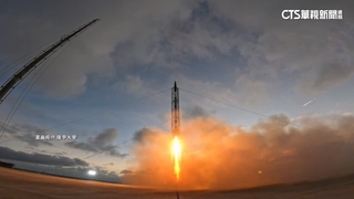 2度試射失敗急改良　逢甲成功發射小型科研火箭