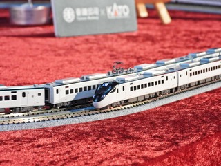 台鐵EMU3000型N規模型價格近萬　不到1小時搶購一空