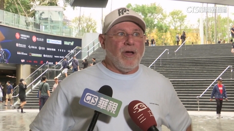 「爸」氣加持! 澳洲第九棒馬奎爾陽春全壘打破蛋