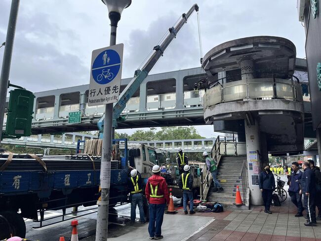 「不具文化資產價值」　和平新生天橋11/19開始接續施工 | 華視新聞