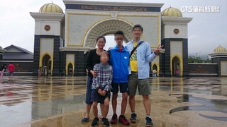 獨！謝宜容全家福曝光　先生掌樹林2精密工業公司