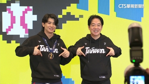 陳傑憲.潘傑楷帽T太夯被搶光 加開預購排到明年4月