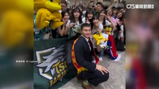 迎接陳柏清！台鋼「豪華接機團」　網友笑稱：新兵懇親會