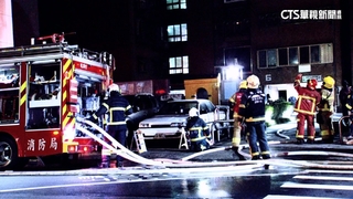 北市成功國宅奪命火！母死子傷　45住戶驚醒逃命
