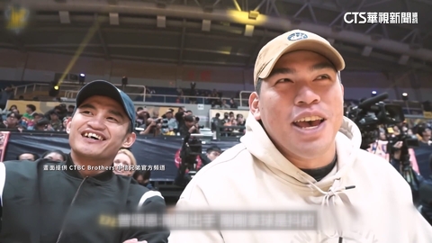 曾頌恩.岳東華為職籃開球 半場投籃直呼「緊張」