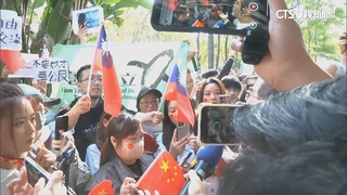 中生團訪清大又被抗議　學生：平等交流、不要文革