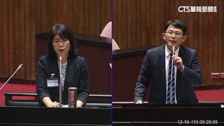 黃國昌轟司法院人事案　陳玉珍備天秤神像酸不公